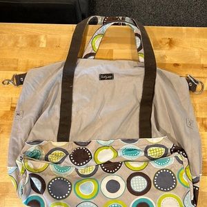 Thirty-one weekender bag. Taupe and circles.